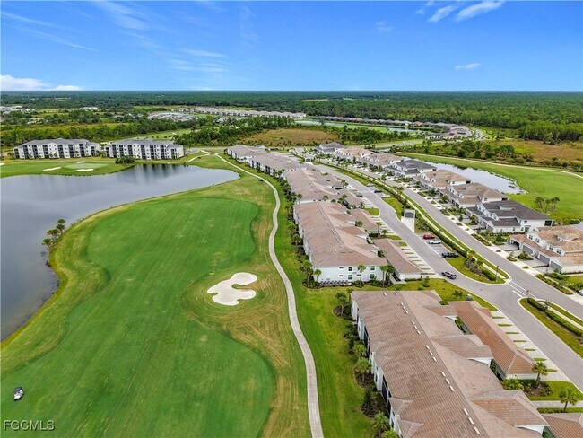 Foto del edificio - 15960 Grassland Ln