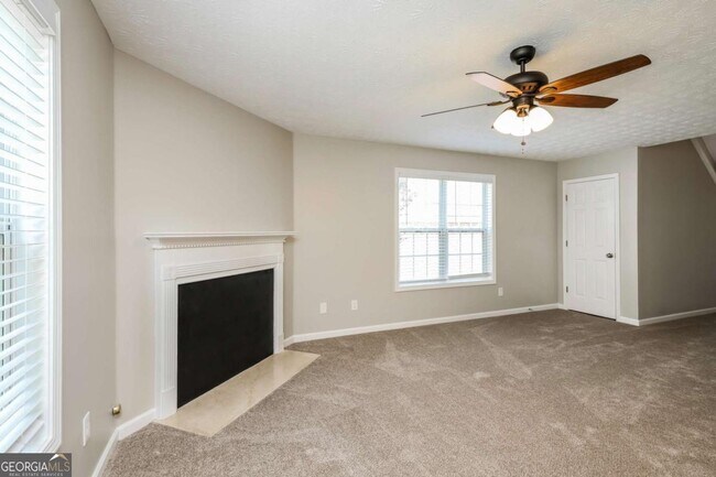 Building Photo - 8040 Paddocks Mill Dr