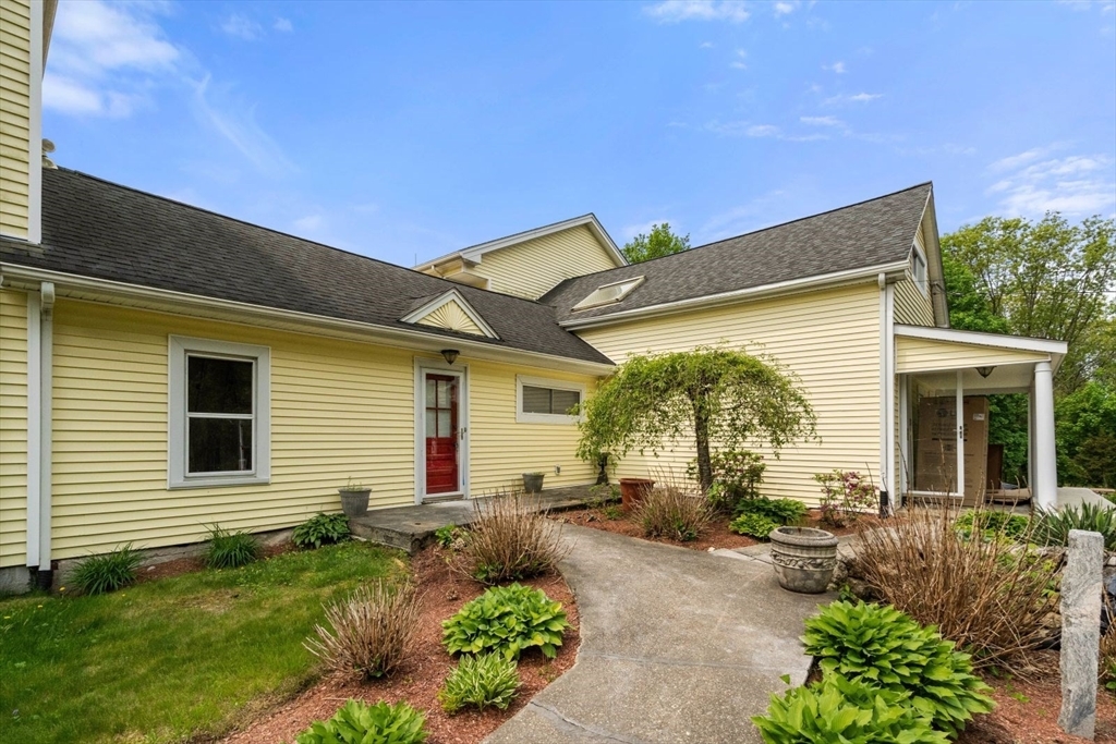 Foto principal - 271 Boston Post Rd