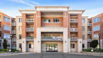Building Photo - 7400 River Rd