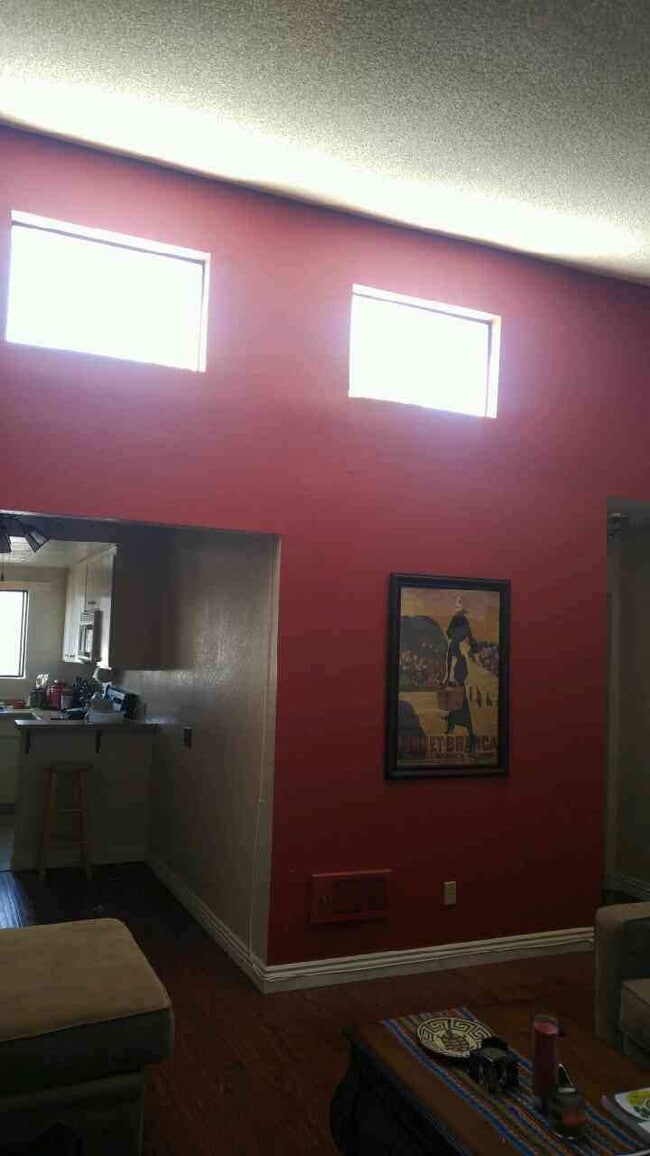 Building Photo - 4675 Oregon St