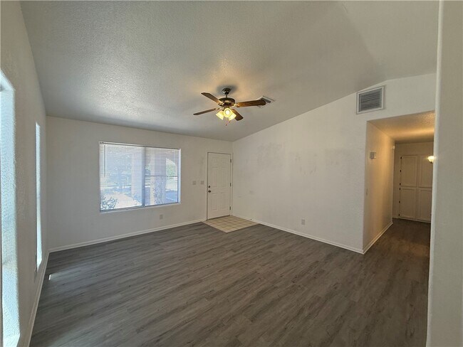 Foto del edificio - 3736 N Roosevelt St