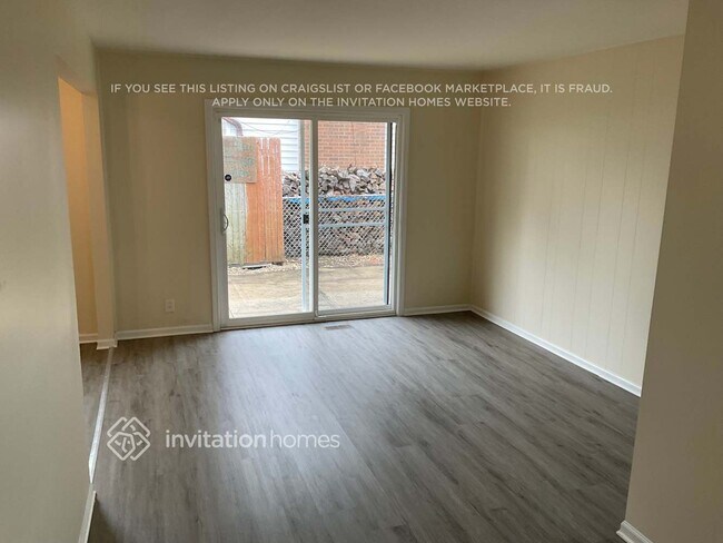 Building Photo - 289 Seabury Rd