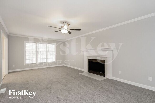 Building Photo - 6866 Greenbrook Drive