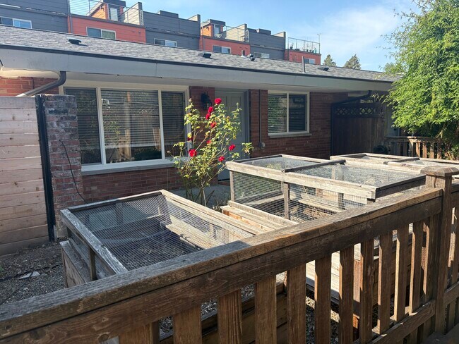 Foto del edificio - 7327 38th Ave NE