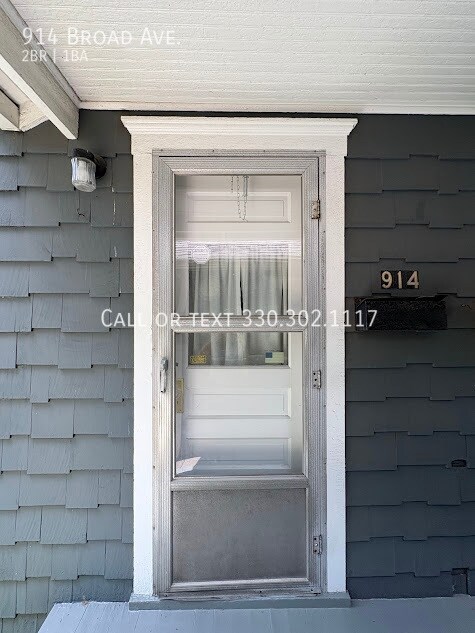 Building Photo - 914 Broad Ave NW