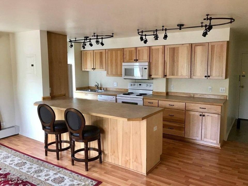 Foto del edificio - 843 W 11th Ave #210