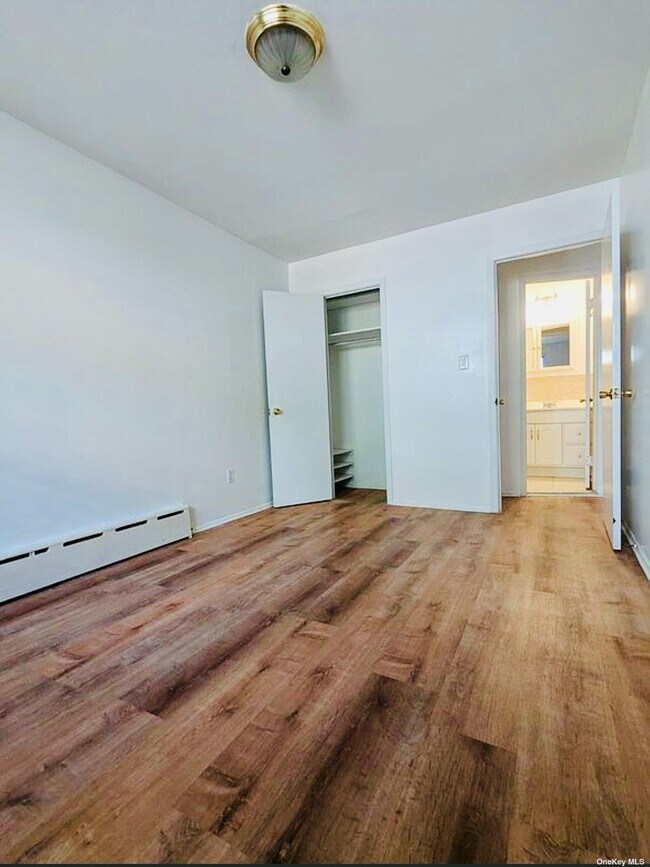 Foto del edificio - 48-02 59th St