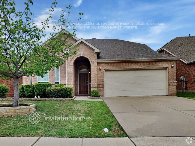 Building Photo - 2824 Maple Creek Dr