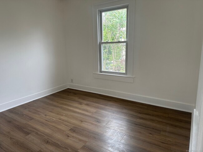 Foto del edificio - 107 Willow St