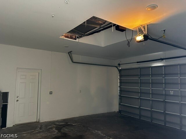 Building Photo - 2202 Haviland Ave S