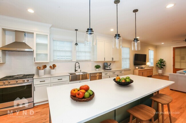 Foto del edificio - 1706 S Mint St