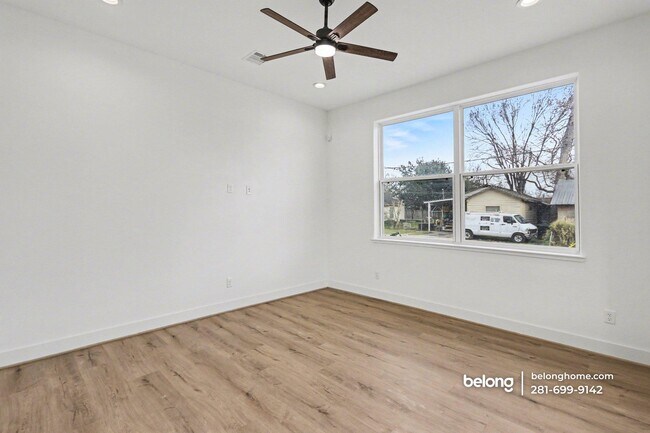 Foto del edificio - 203 Danna Ln