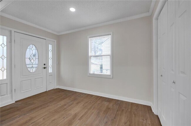 Foto del edificio - 2060 Baker Rd NW