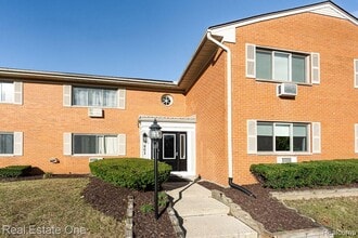 Building Photo - 803 Plate St