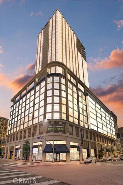 Foto principal - 400 S Broadway
