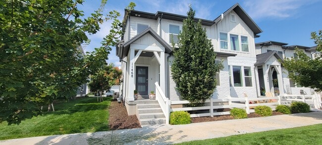 Building Photo - 11468 S Old Cedar Dr