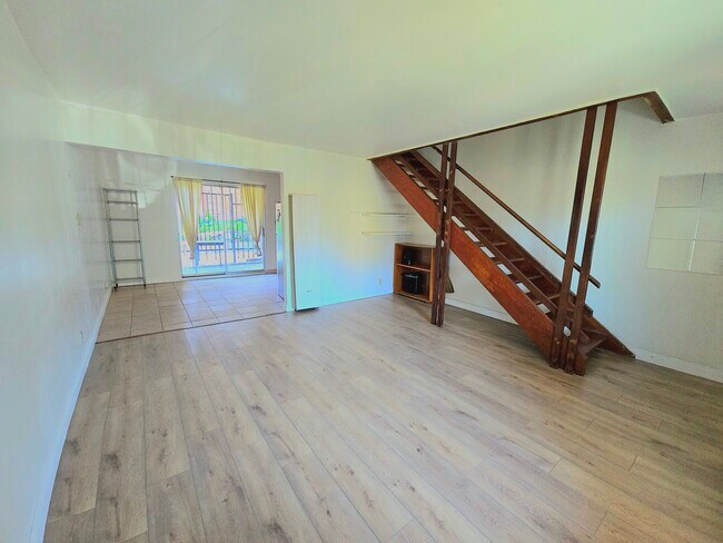 Foto del edificio - 2134 E 27th St