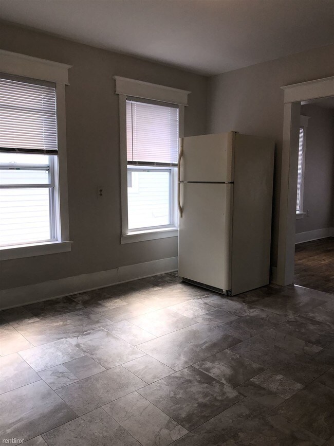 Foto del edificio - 721 Crescent St NE