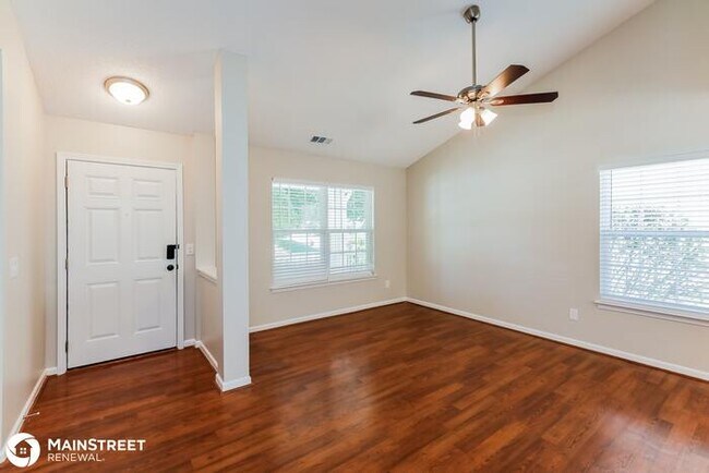 Building Photo - 3913 Laurel View Cir