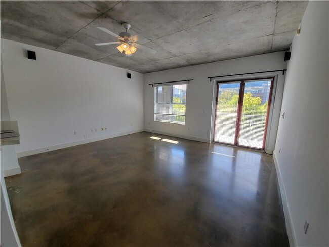 Foto del edificio - 845 Spring St NW