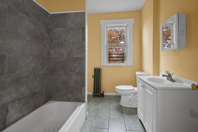 Photo - 187-189 Renner - 2 Apartment