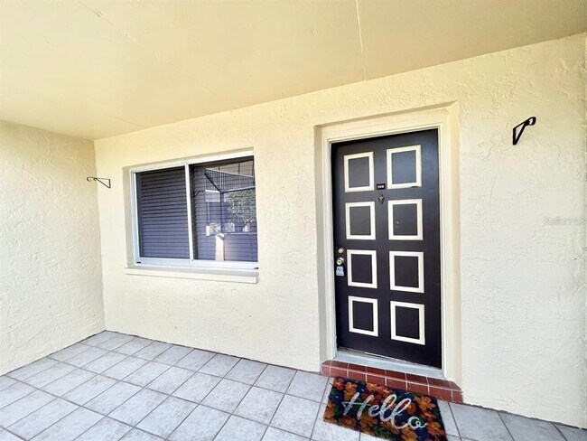 Building Photo - 2420 Winding Creek Blvd