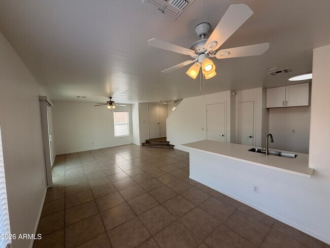 Building Photo - 12930 W Paradise Dr