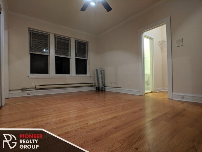 Foto del edificio - 4635 N Paulina St