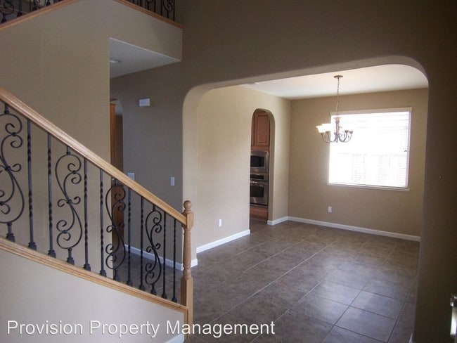 Building Photo - 1523 Horizon Ln