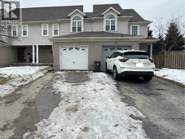 Photo du bâtiment - 25 Eugene Dr