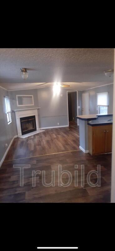 Building Photo - 65 Tency Ln NE
