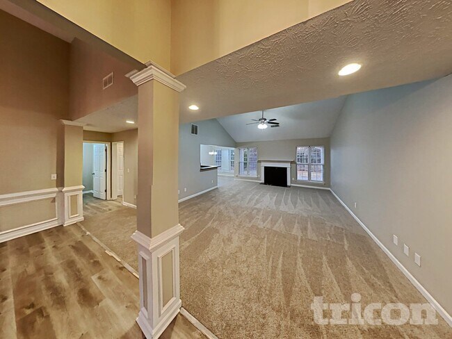 Building Photo - 94 Oakview Dr