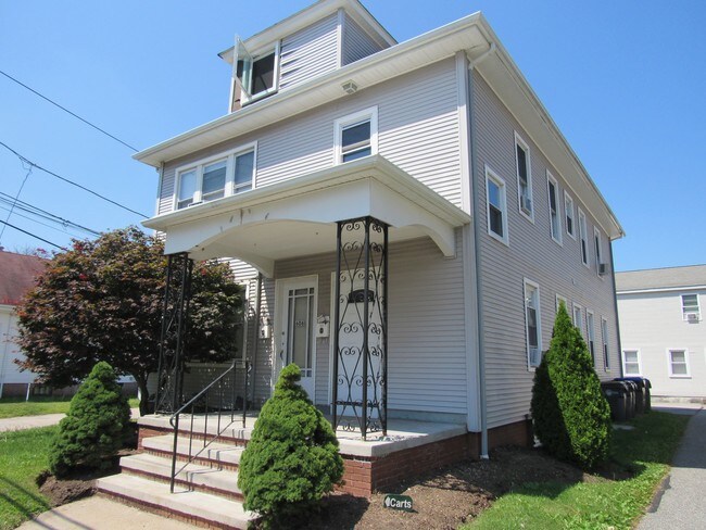 Foto del edificio - 610 River Ave