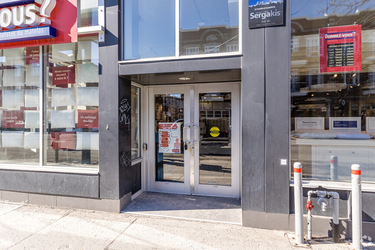 4505 Fabre 15511559 Mont Royal, Montréal, QC H8N 2V7 Apartments 4505