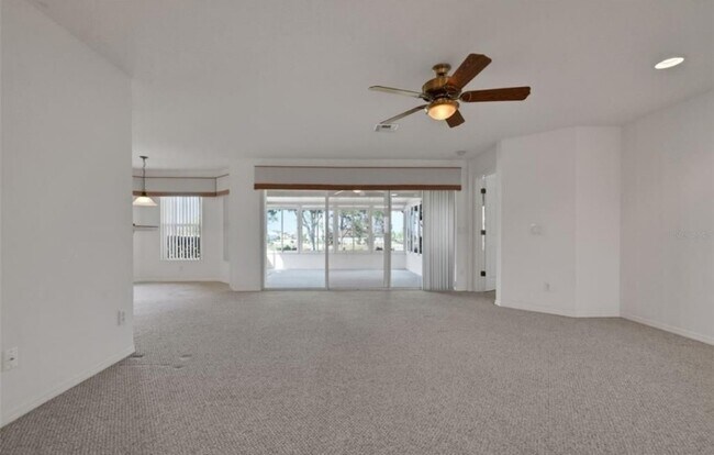 Foto del edificio - 10003 SW 90th Loop