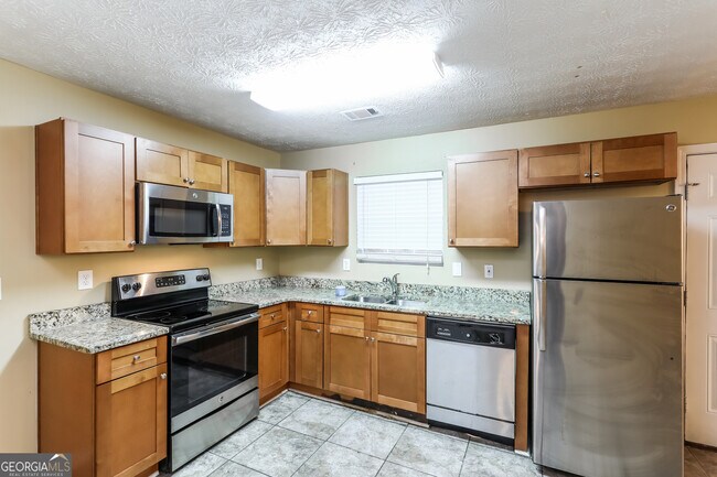 Building Photo - 6482 Alford Way