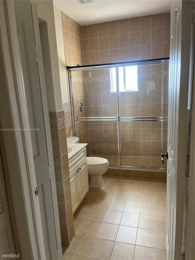 Foto del edificio - 3 br, 2 bath House - 15480 SW 10th St