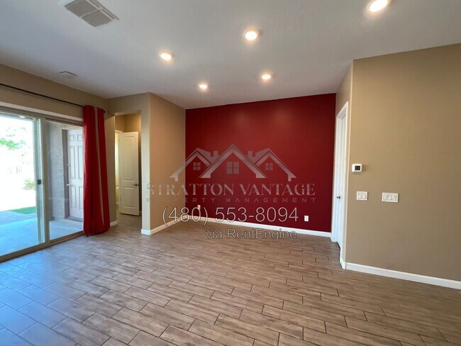 Building Photo - 517 S 197th Ln