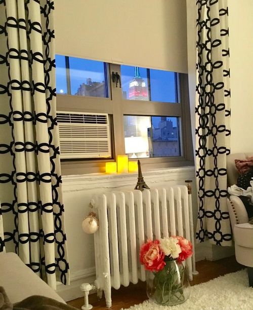 Foto del edificio - 203 W 23rd St