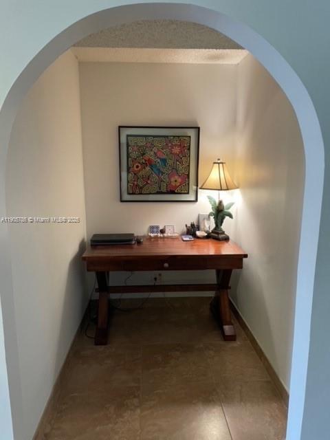 Building Photo - 8961 S Hollybrook Blvd