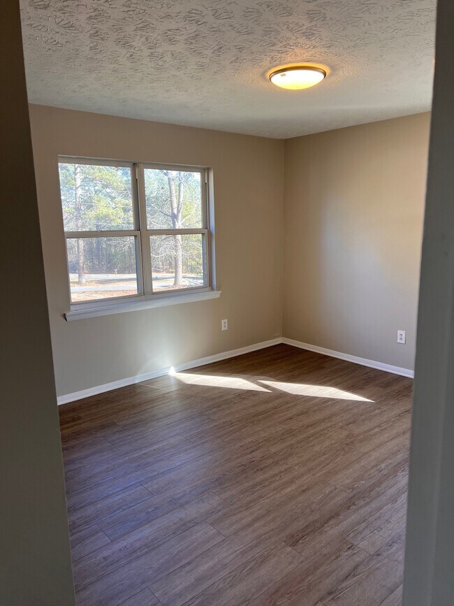 Bedroom 2 - 1131 White Oak Dr
