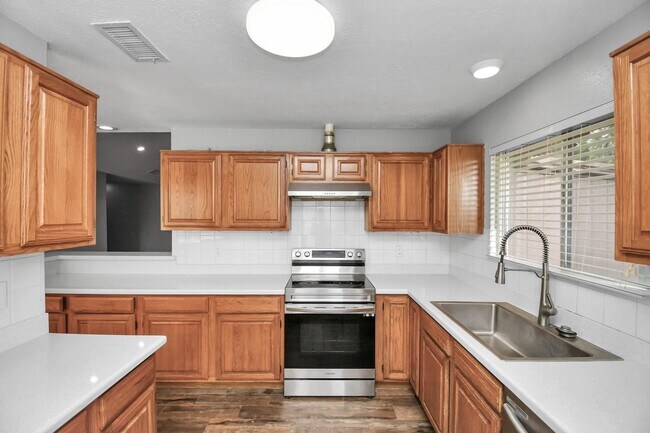 Building Photo - 2210 S Ferrisburg Ct