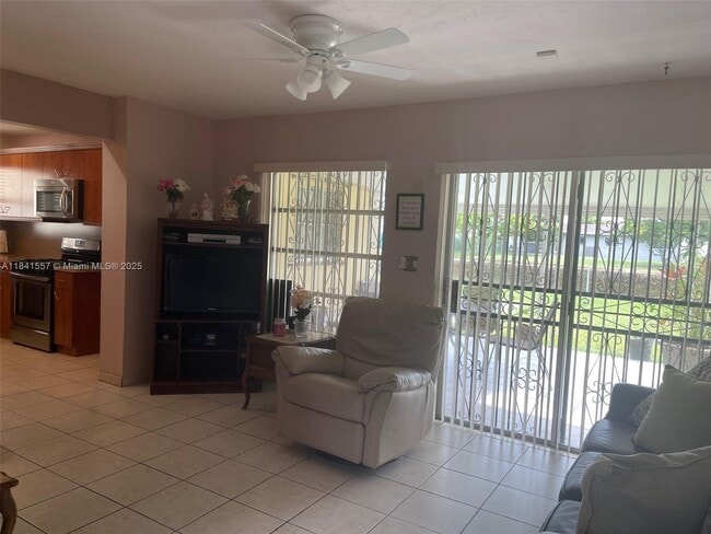 Foto del edificio - 11833 SW 34th St