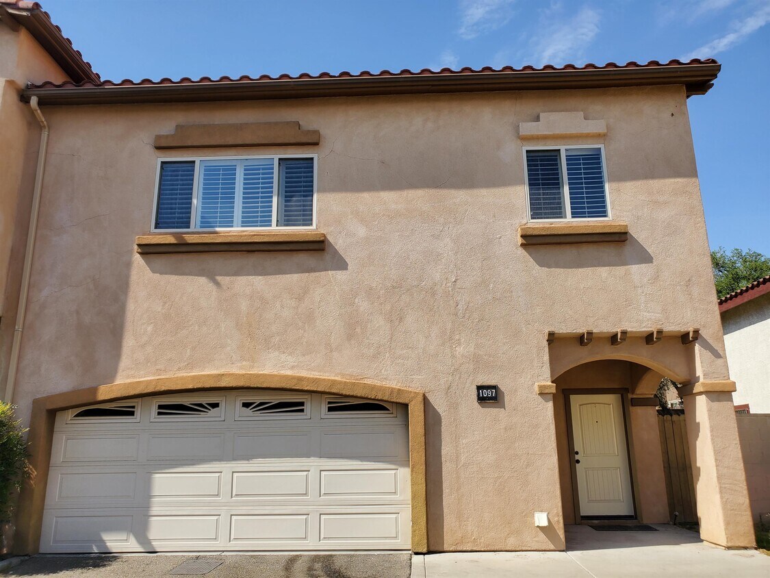 1097 E Grand Ave, Pomona, CA 91766 Townhome Rentals in Pomona CA