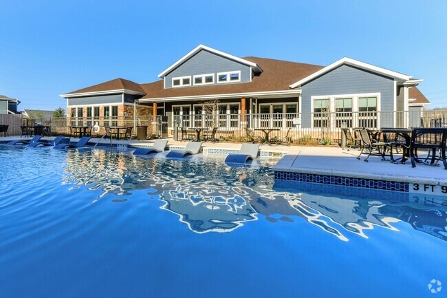 Building Photo - Limestone Ridge (55+) Income Restricted