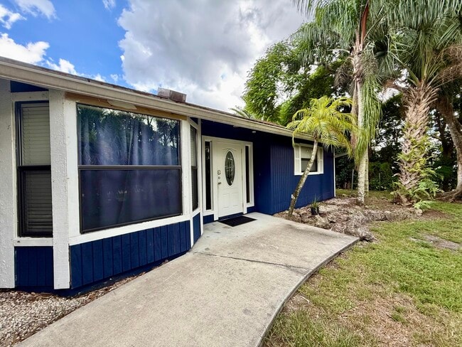 Building Photo - 15684 86th Way N