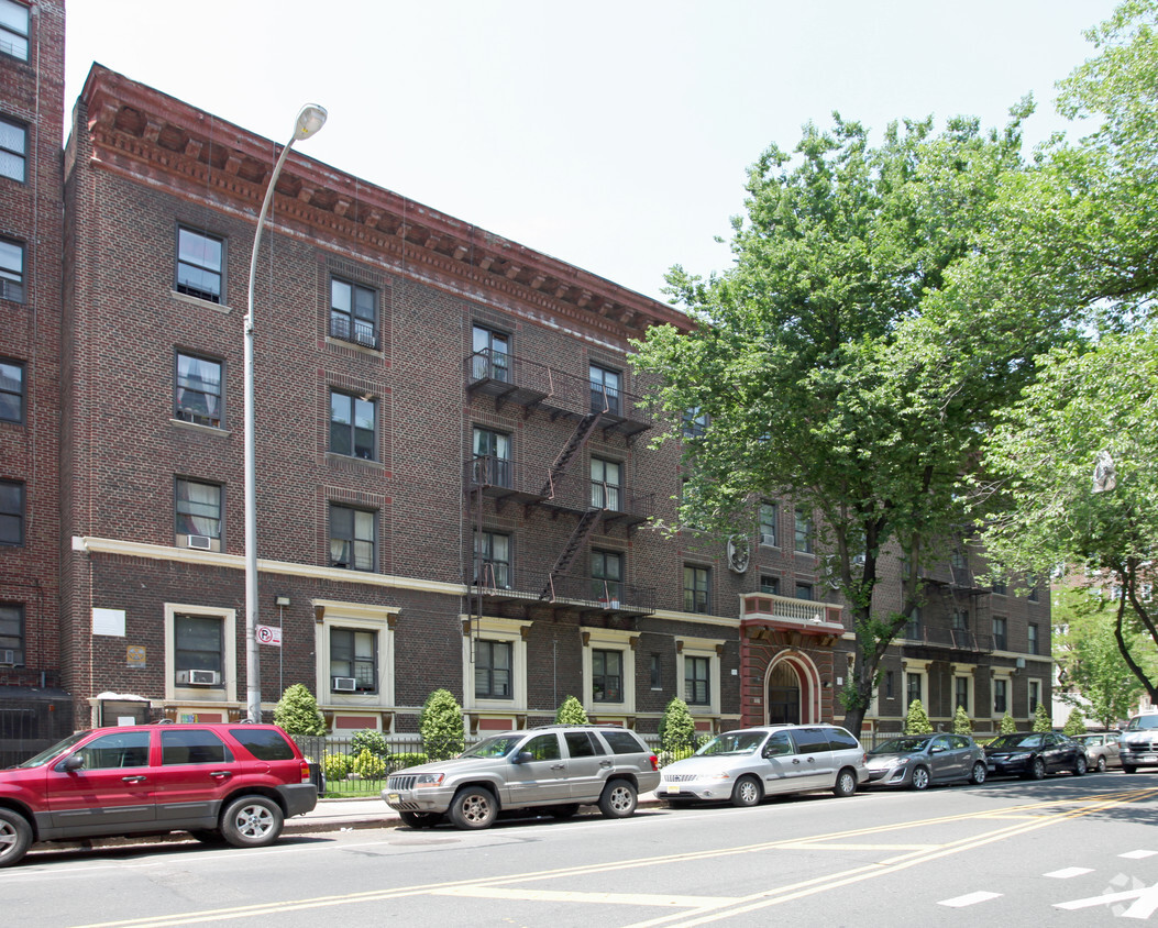 Primary Photo - 446 Ocean Ave