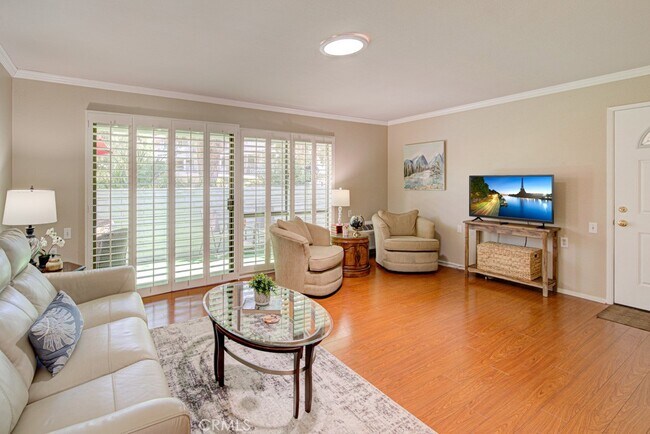 Building Photo - 901 Ronda Sevilla