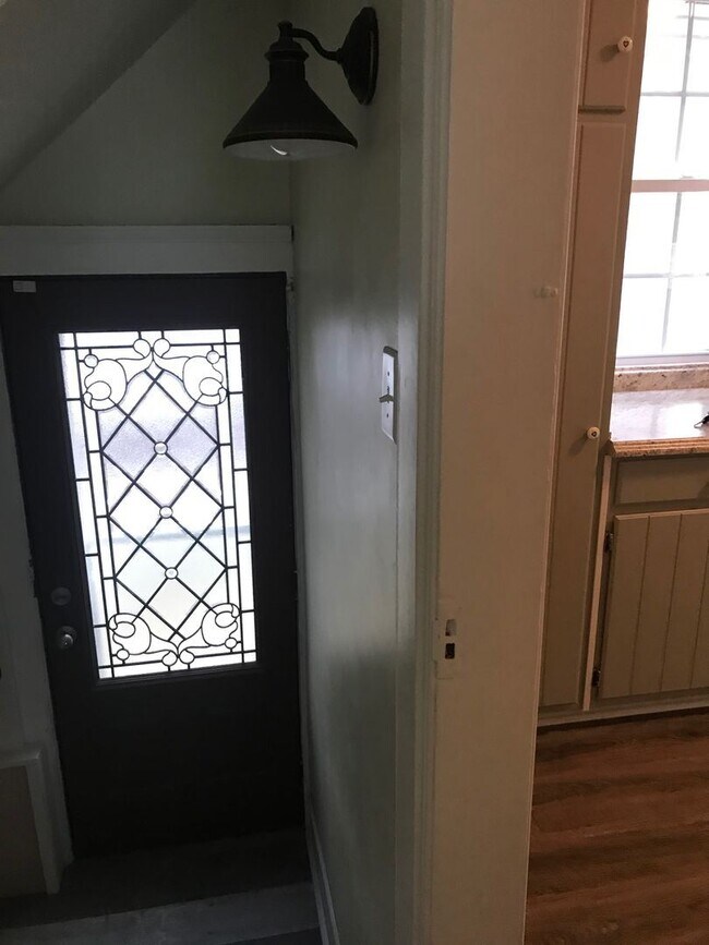 Foto del edificio - 3 br, 3 bath House - 221 Liberty Street